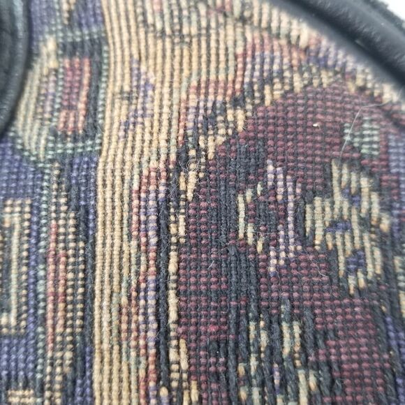 MITZI Unique Vintage Look Handbag. - Picture 4 of 9